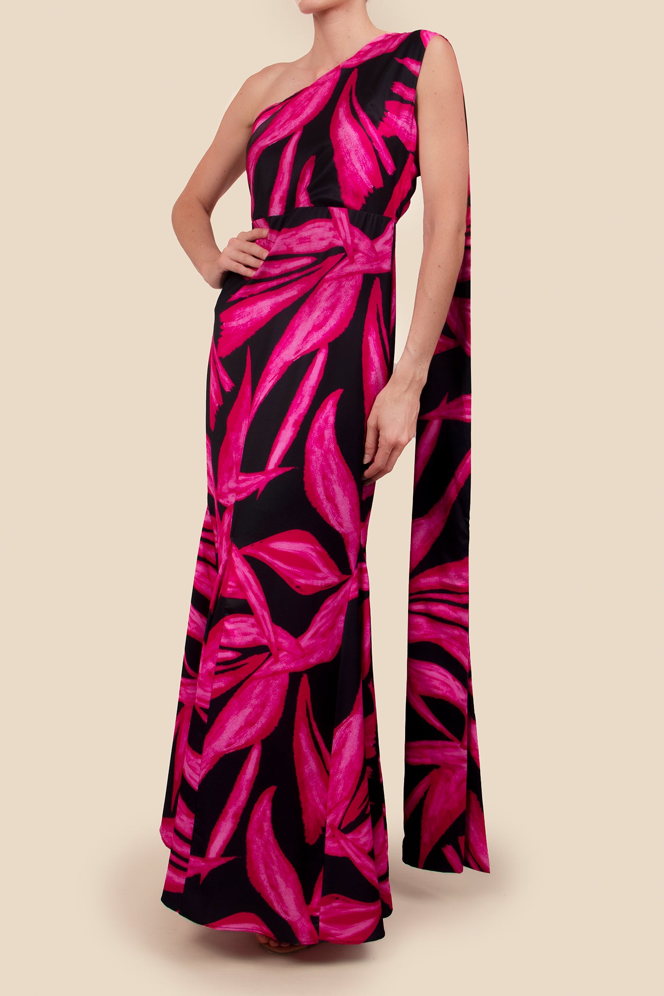 Vestido cut out trompeta print negro-fucsia