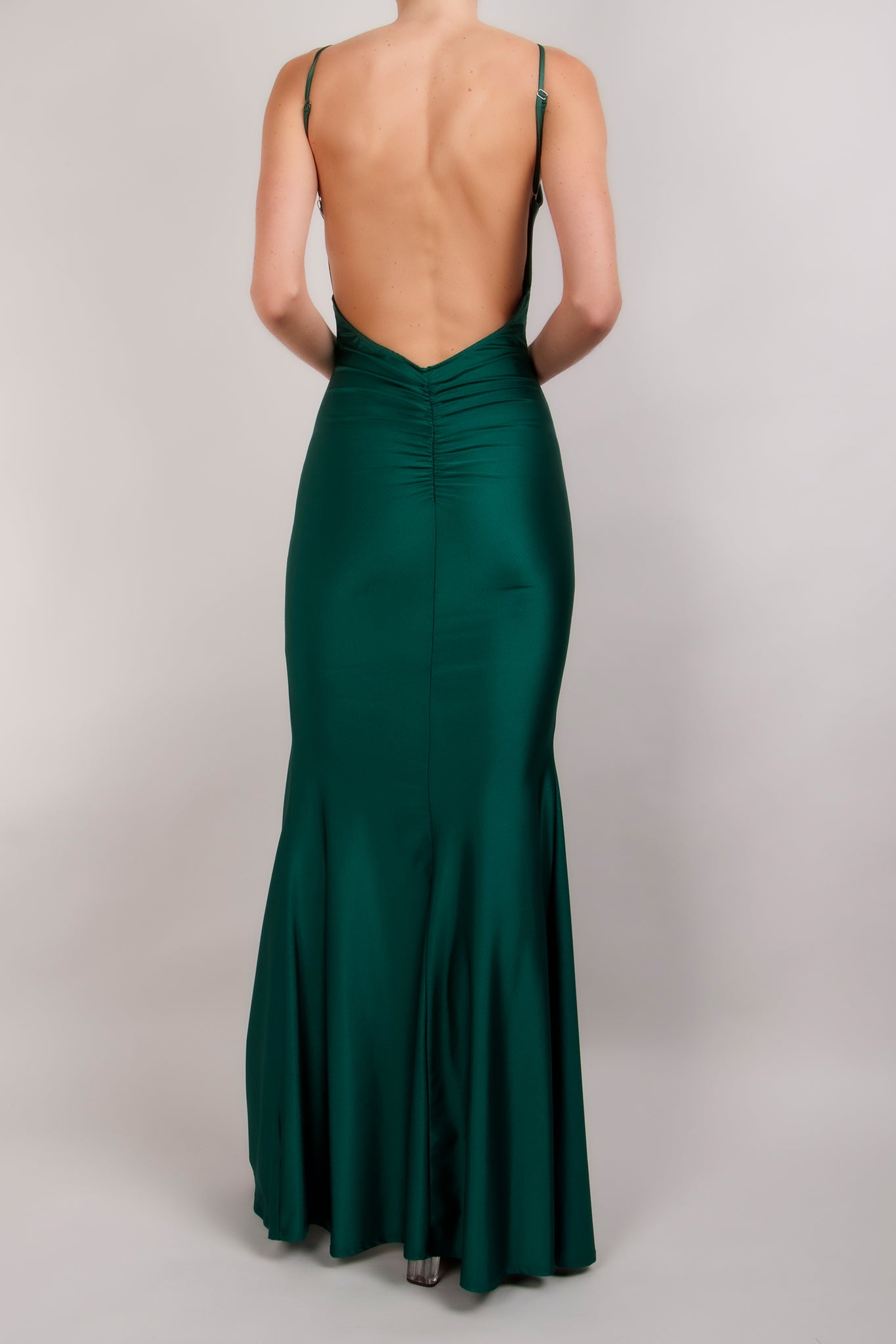 Vestido de licra escote en espalda verde