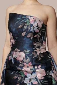 Vestido strapless princesa navy flores rosa-azul