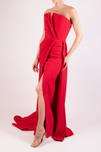 Vestido strapless plisado rojo