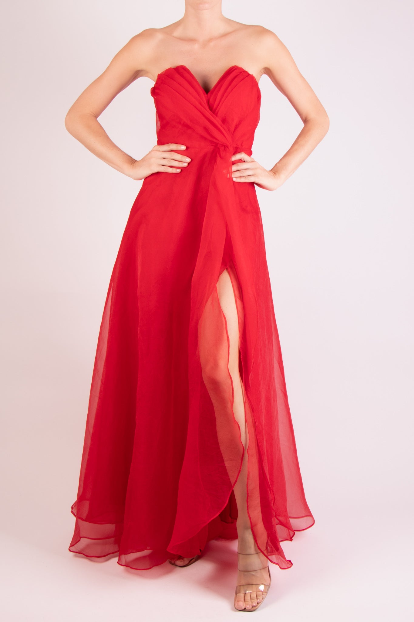 VESTIDO STRAPLESS ROJO